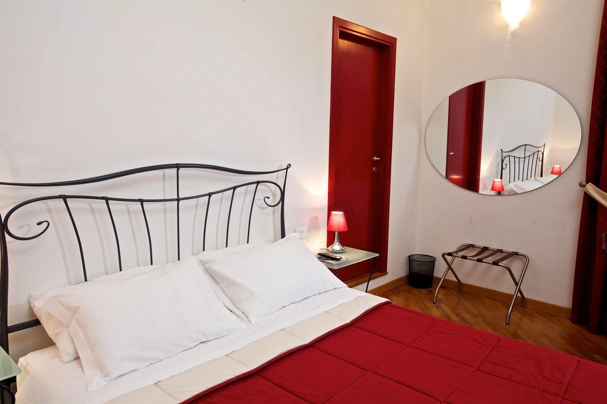 La Locandiera B&B Florence Exterior photo